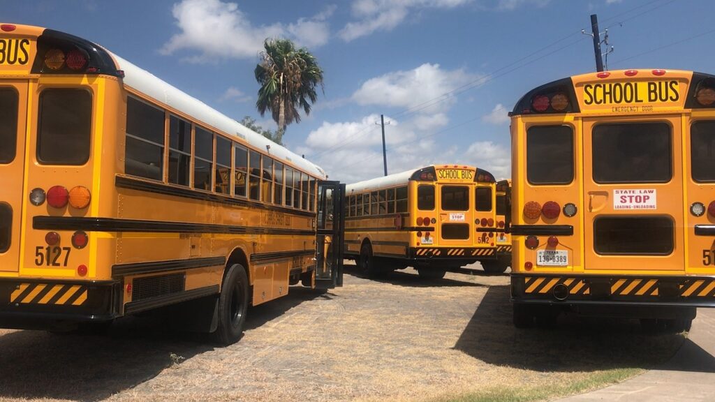 bus, school, school bus-2690793.jpg